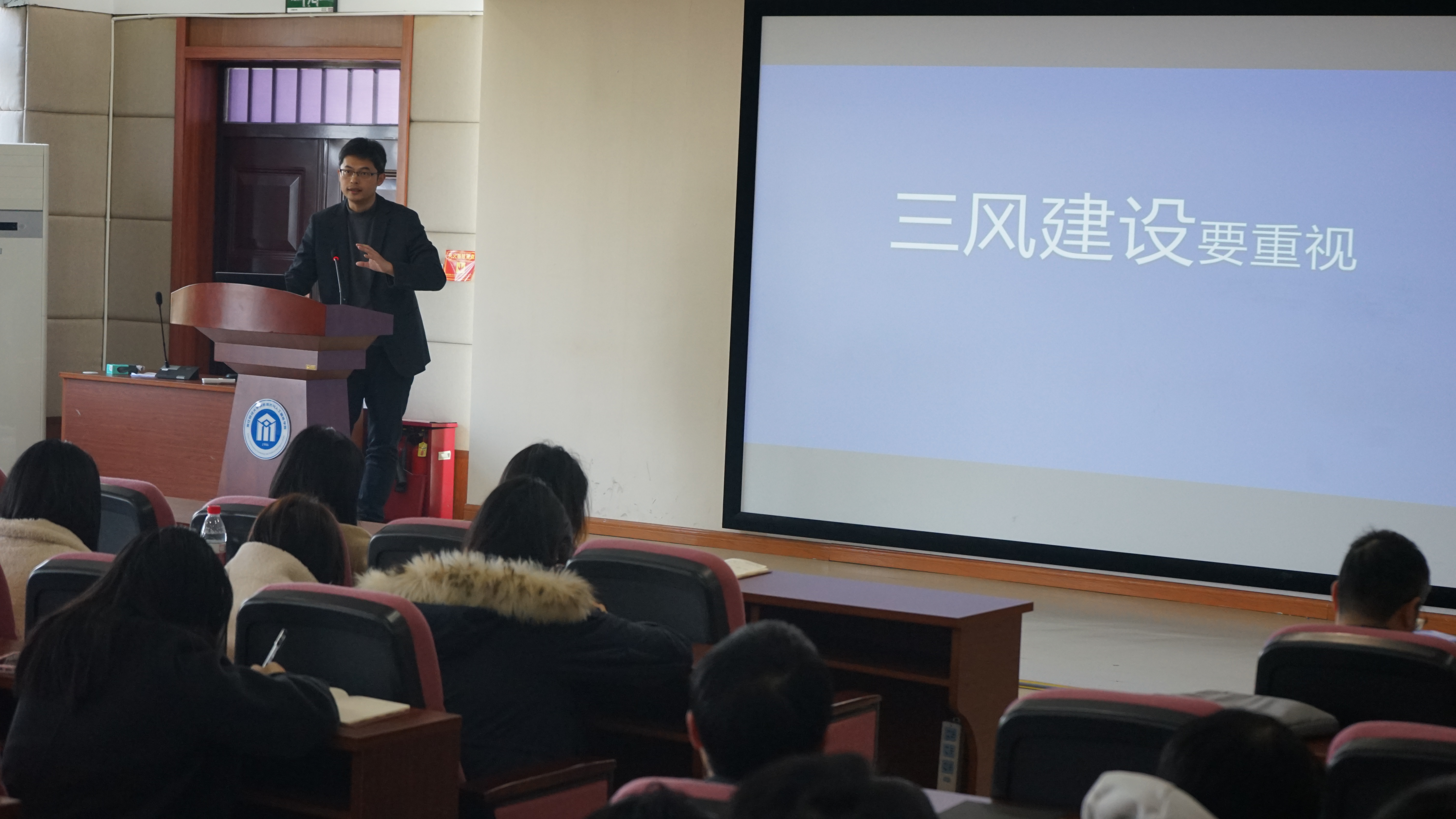 澳门六合彩资料库